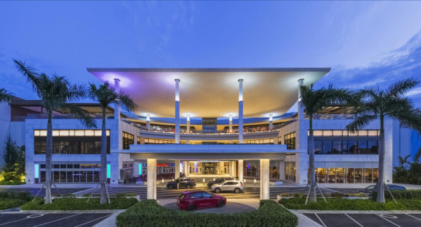 The Mall of San Juan From Front at Dusk